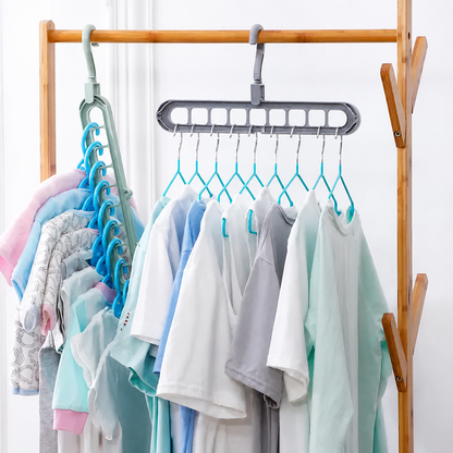 Cintre Magique 9-en-1 : Libérez 80% d'Espace dans votre Dressing !