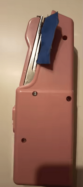 🪡 Machine à Coudre Portable — Réparez N’importe Quel Tissu en 30 Secondes, Sans Expérience
